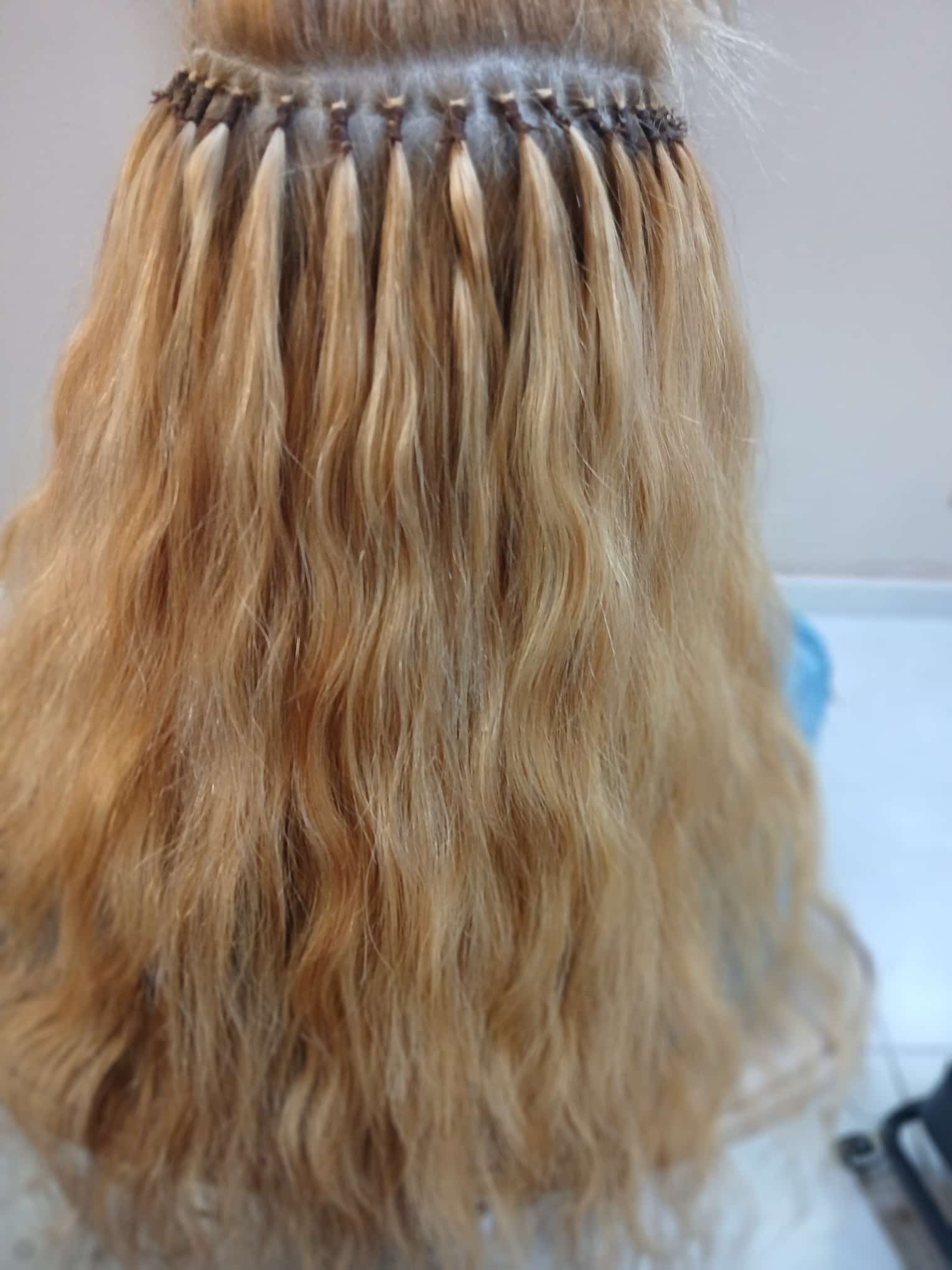 Trabajo real hecho en el salón Trenzas Babel