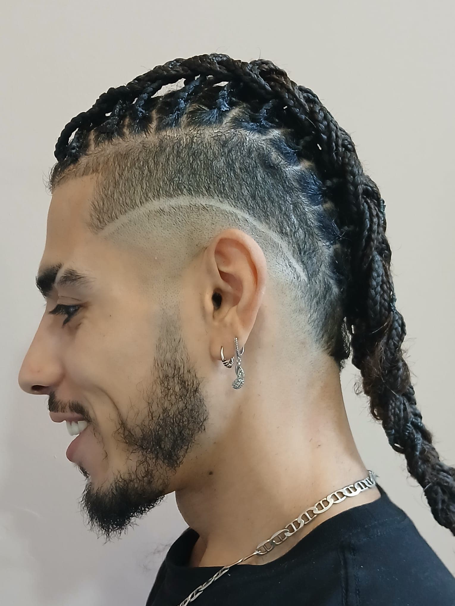 Trabajo real hecho en el salón Trenzas Babel